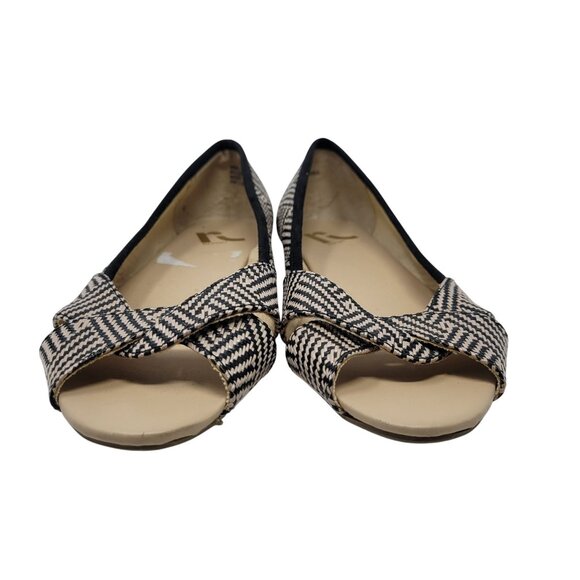 Report Vegan Geranium Herringbone Bow Peep-Toe Flats Sz 6 Beige Black Twee - Picture 4 of 11